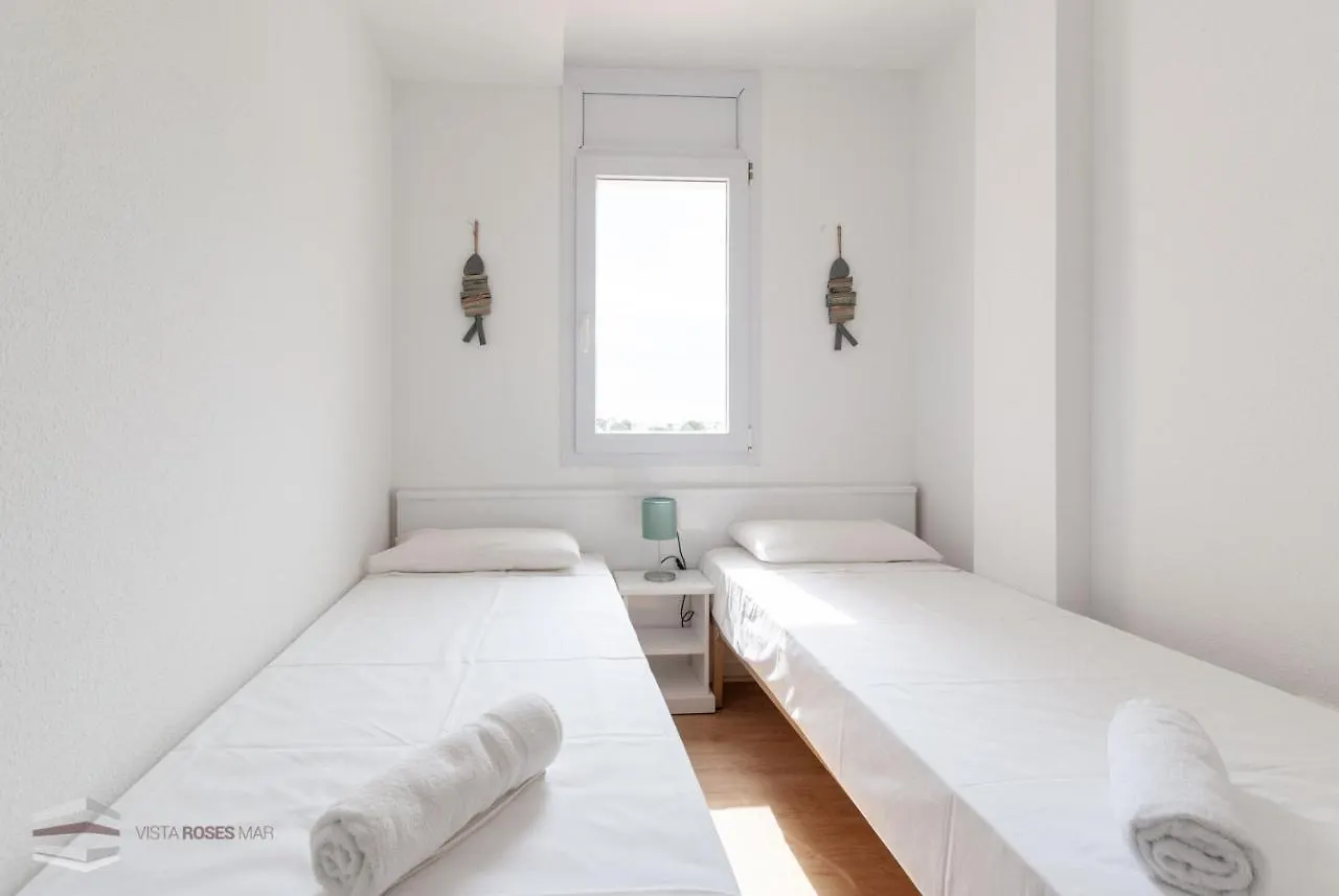 Vista Roses Mar - Apartamento Con Piscina II 0*,  Spanien