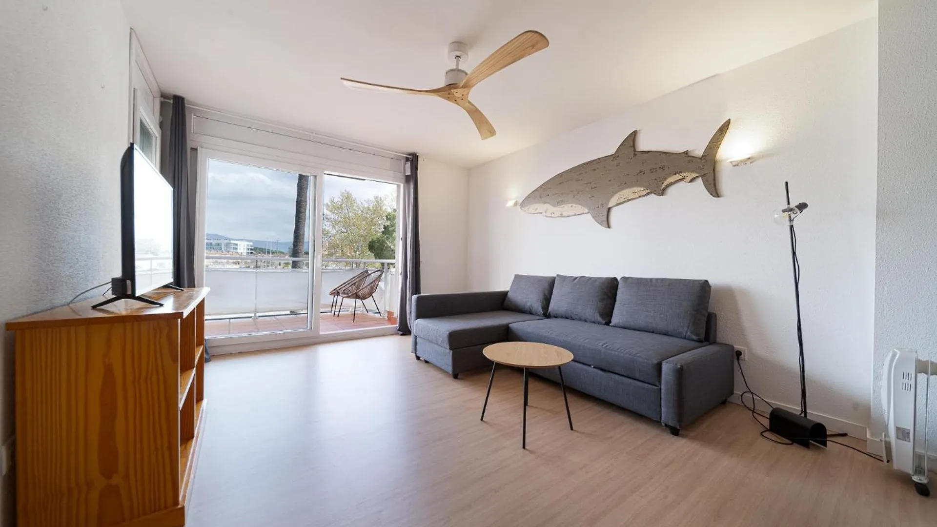 Apartment Vista Roses Mar - Apartamento Con Piscina II Spanien